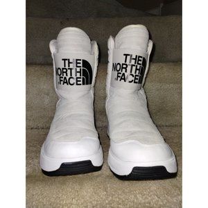 The North Face Ozone Park White Pull Up Boot Size 7.5